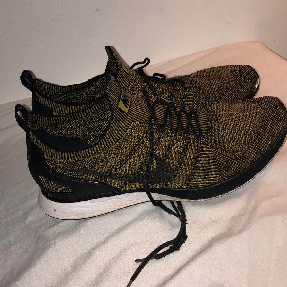 Nike Mariah Flyknit